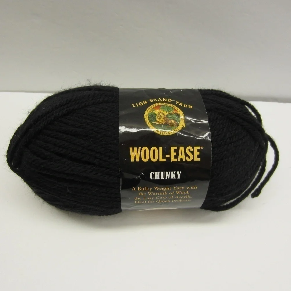 Lion‎ Brand yarn , wool-ease chucky black ,wool/acrylic blened;bulk weight